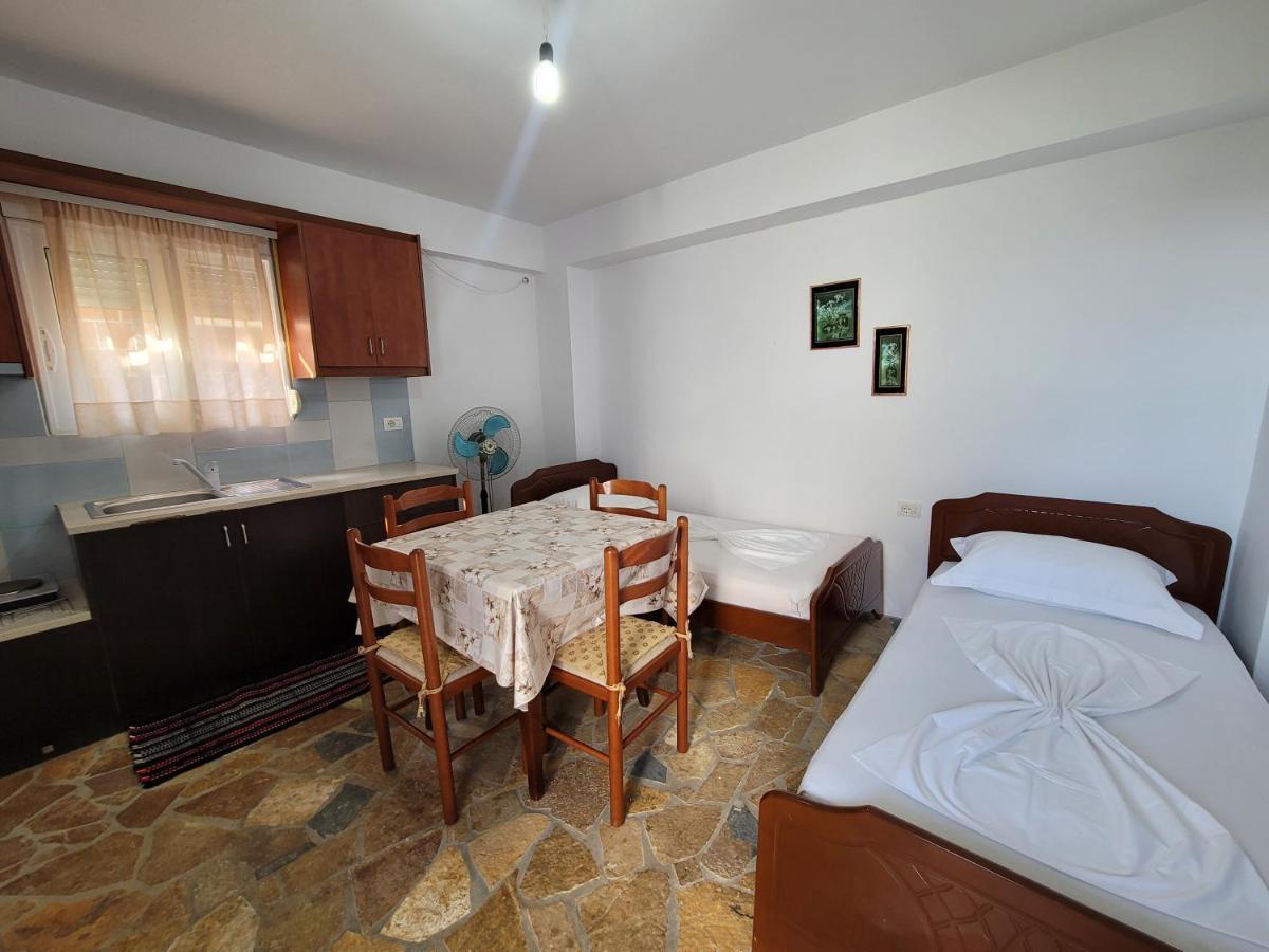 Petrefi Apartments Ксамил Экстерьер фото