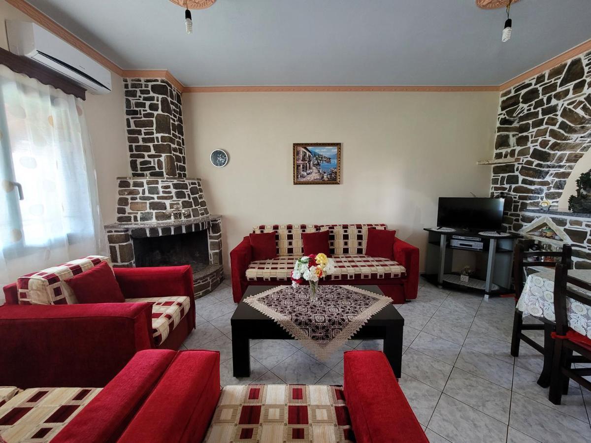 Petrefi Apartments Ксамил Экстерьер фото