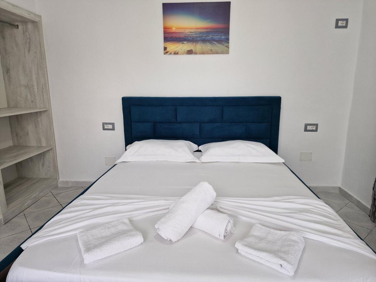 Petrefi Apartments Ксамил Экстерьер фото