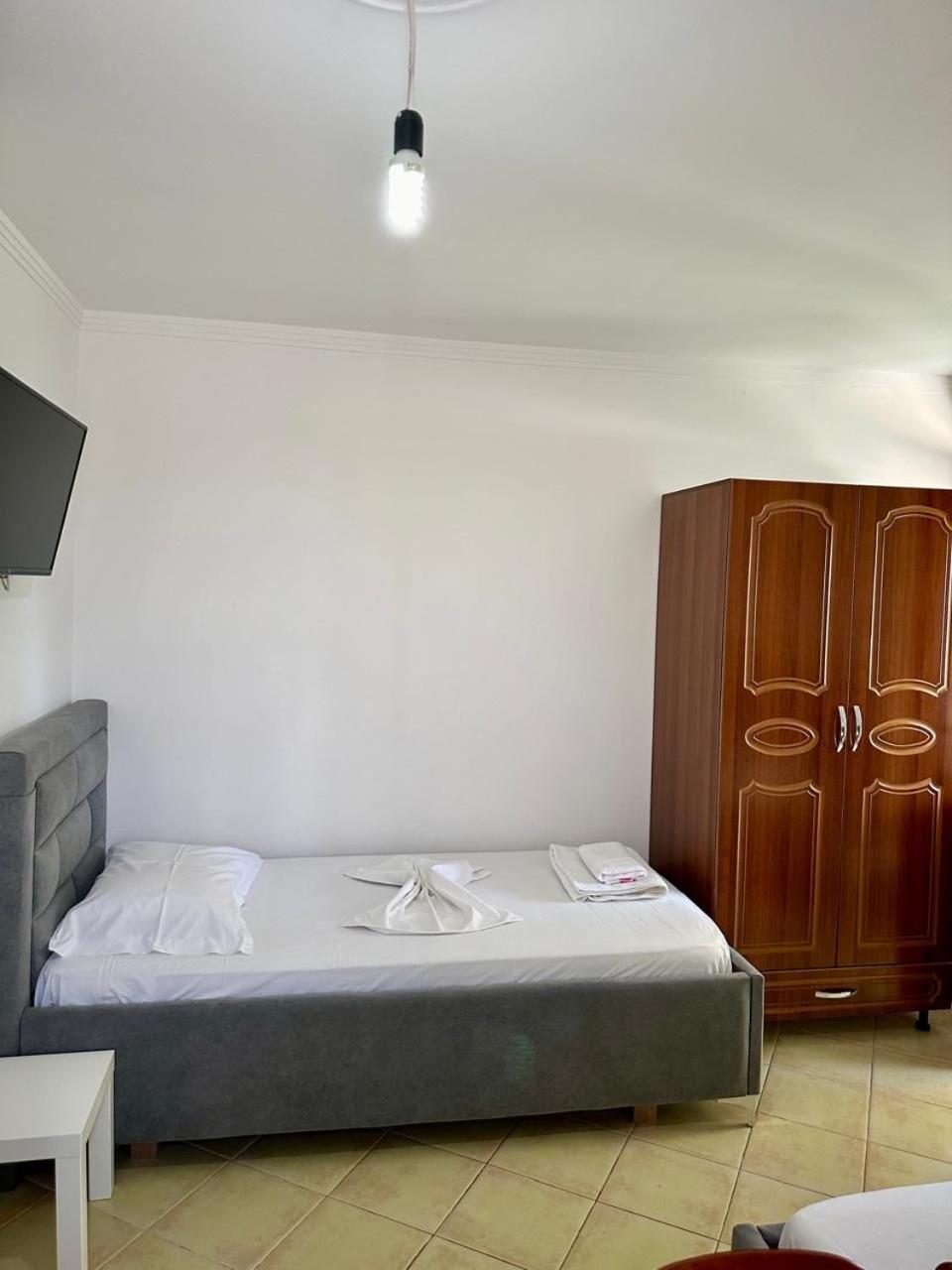 Petrefi Apartments Ксамил Экстерьер фото