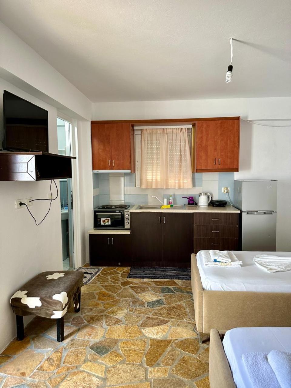 Petrefi Apartments Ксамил Экстерьер фото